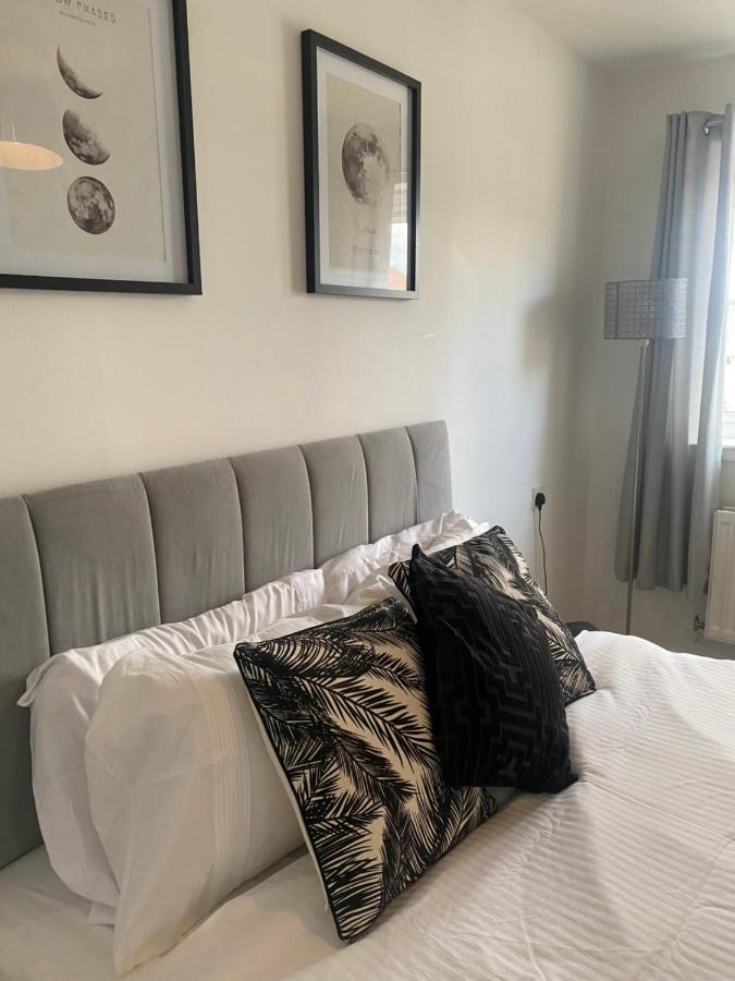 Inverness City Apartments - Modern & Bright Apartment Close To Raigmore Hospital & Shops Inshes Luaran gambar